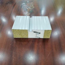 5個(gè)厚聚氨酯封邊巖棉保溫板A級防火1000MM型